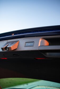 VW Passat R-LINE DSG Ťažné Virtual CarPlay ACC Lane-assist - 17