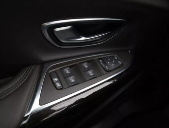 Renault Espace 2019 7miestne - 17