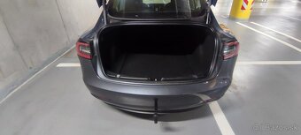 Tesla Model 3 Long Range 82kWh AWD, dual motor  21 545 € Mož - 17