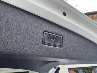Volkswagen Tiguan R-line Allspace 2.0TDi 4x4 r.v 2023 - 17
