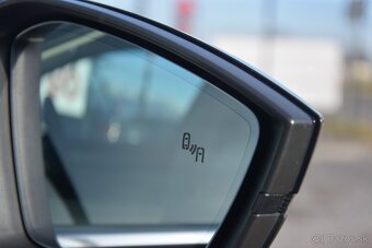 Škoda Superb 2.0 TDI 110 kw - 17