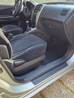 HYUNDAI TUCSON 2.0 103kw 4x4 - 17
