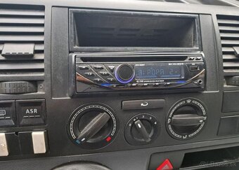 Volkswagen Transporter 1,9 TDI nafta manuál 63 kw - 17