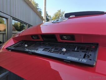 VW SHARAN 2.0TDi DSG | HIGHLINE | ŤAŽNÉ | ALCANTARA | KESSY - 17