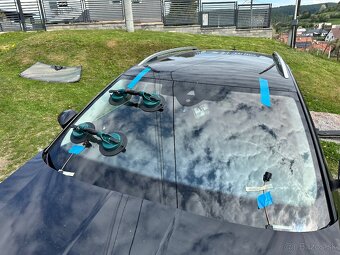 Čelne sklo pre všetkých automobilov - 17