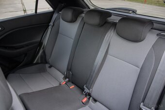 Hyundai i20 1.2i Comfort - 17