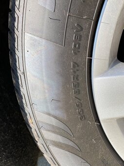 Predam 2 x sadu original VW Touareg 7P - 17