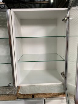 Moderná kuchynská linka so spotrebičmi - 17