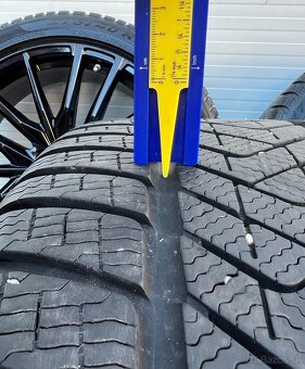 Bmw G05 X5, G06 X6 alu disky  5x112 21” + zimné pneumatiky - 17