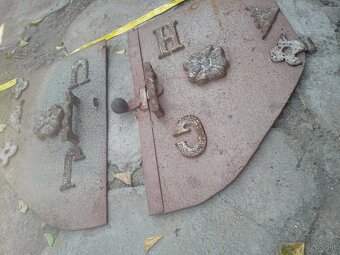 Smalt misa.dvierka na pec.okenice - 17