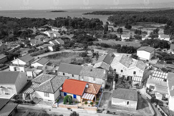 Chorvátsko-autentický kamenný dom, 350 m od mora - 17
