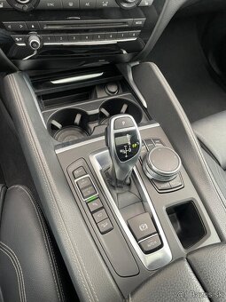 BMW X6 XDrive 30d M Sport Edition A/T DPH - 17