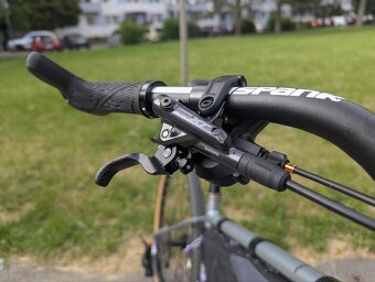 Custom horský bicykel z úplne nových komponentov - 17