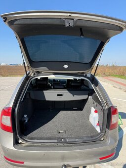 Škoda Octavia 2.0 TDI DSG combi - 17
