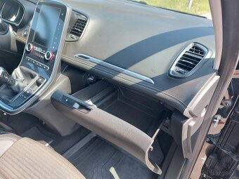 Renault Scenic TCe 140 "EDITION BOSE" - 17