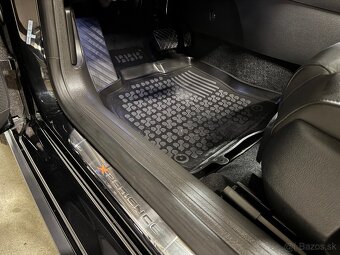 Seat Leon 2,0 TDI 135KW 4x4 2017 DSG Pano Full-LED XPERIENCE - 17