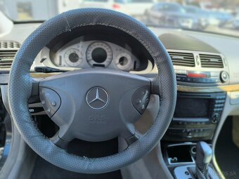 Mercedes-Benz E trieda Sedan 270 CDI - 17