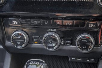 Škoda Octavia Combi 2.0 TSI RS DSG - 17