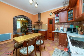 Predaj priestranného krásneho rodinného domu v Dobrohošti. - 17