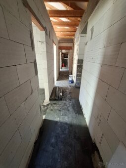Rodinný dom v obci Mojtín - 17