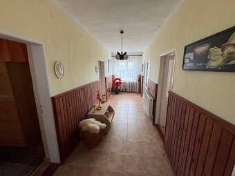 REZERVOVANE Exkluzívne na predaj 5-izbový rodinný dom v Naci - 17