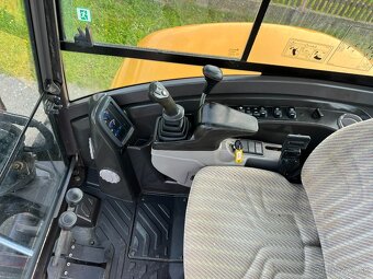Bagr Volvo ECR 48 C powertilt + 4x lžíce, 5t - 17
