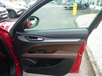 Alfa Romeo Stelvio 2,2 JTD Q4 2020 - 17