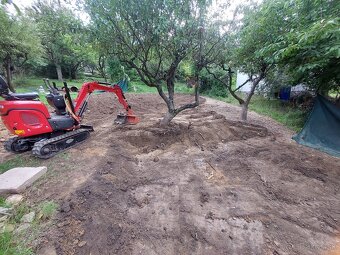 Vykopove práce MinibagerZB - 17