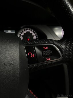 Audi a4 b8 2.0 TDi 105kW 2011 - 17