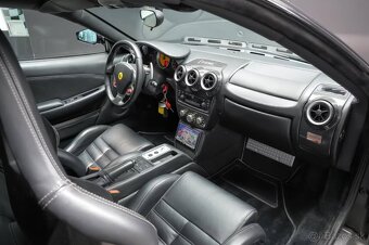 Exkluzivní Ferrari F430 Coupé - 17