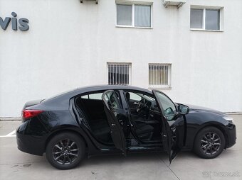 Mazda 3 Sedan 2.0 Skyactiv, čierna metalíza - 17