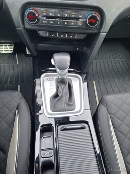 Kia ProCeed 1.4 T-GDi GT-Line A/T - 17