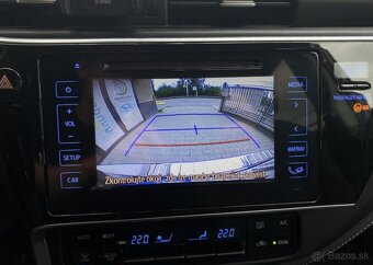 Toyota Corolla 1.6-AUTOMAT-KAMERA-NÍZKÉ KM - 17