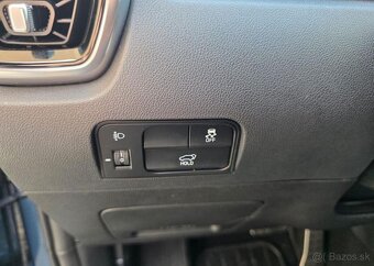 Kia Sorento 2.2-MAX.VÝBAVA-ZÁRUKA-NÍZKÉ KM - 17