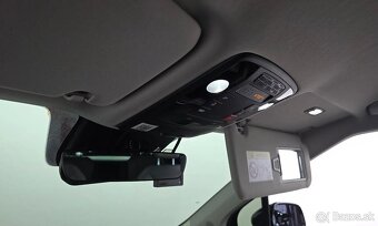 2024 KIA CARNIVAL 1.6T HEV NOBLESSE 9 miest - 17