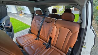 Audi Q7 3.0 TDI 7miestna 200kw - 17