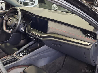 Škoda Octavia Combi 2.0 TSI RS DSG - 17