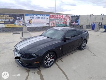 Ford Mustang - 17