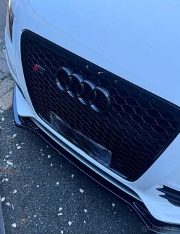 AUDI Čierne lesklé znaky - 17