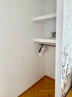 Na prenájom 2-i byt s výhľadom na Bratislavský hrad, Staré M - 17