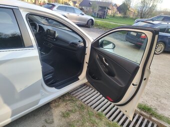 ODSTUPENIE LEASINGU HYUNDAI I30 PLAY ( 2024 ) - 17
