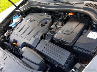ŠKODA SUPERB COMBI 1.6 TDI CR 77KW  •  03.2012  • Pekný stav - 17