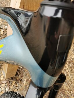 Horsky elektrobicykel celoodpruzeny pneu 29/27,5 ram L - 17