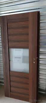 Dvere vchodove, použité i zabalené - 17