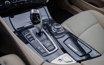 BMW F10 528i xDrive - 17