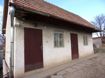 REZERVOVANÉ  zariadený rodinný dom, pozemok 1622 m2, Čaka, L - 17