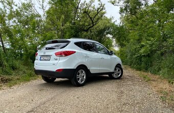 Hyundai ix35 2.0CRDI - 17