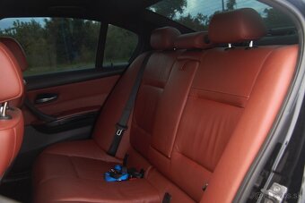 BMW E90 M-packet 320XD 135kw - 17
