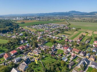 Na predaj rodinný dom s pozemkom v tichej lokalite Hloža Pod - 17