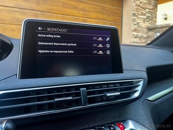 Peugeot 5008 2.0 BlueHDi 177 S S GT Line EAT8  7 miest - 17